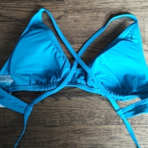 𝅺Quint Soul Bikini Top Sporty Halter Tie Back Medium New - Picture 3 of 6